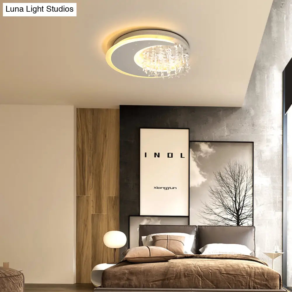 Modern Flush Ceiling Light With Crystal Accent - 16’/23.5’ Round Metal White Led Fixture