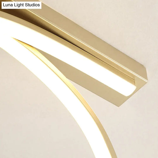 Modern Gold Led Ceiling Light Fixture For Bedroom - Minimalist Flushmount Lighting In Warm/White