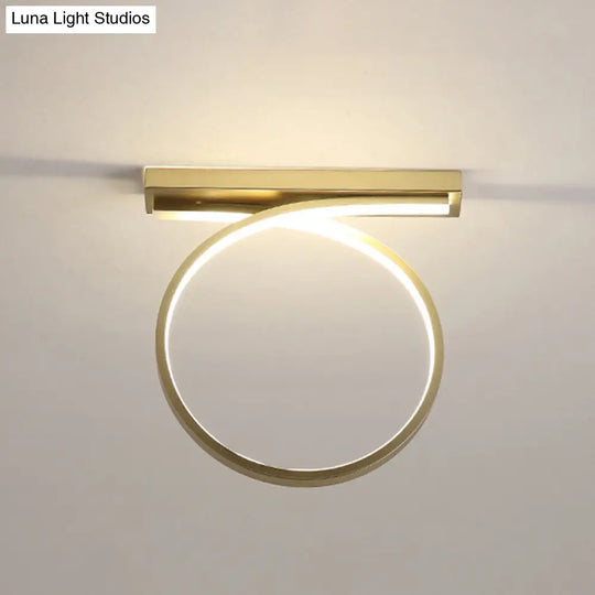 Modern Gold Led Ceiling Light Fixture For Bedroom - Minimalist Flushmount Lighting In Warm/White