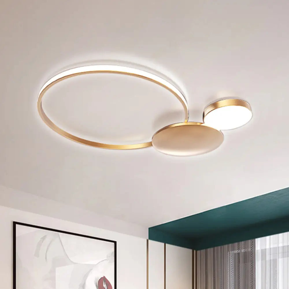 Modern Gold Metal Led Flush Ceiling Light - Stylish Living Room Lighting Fixture