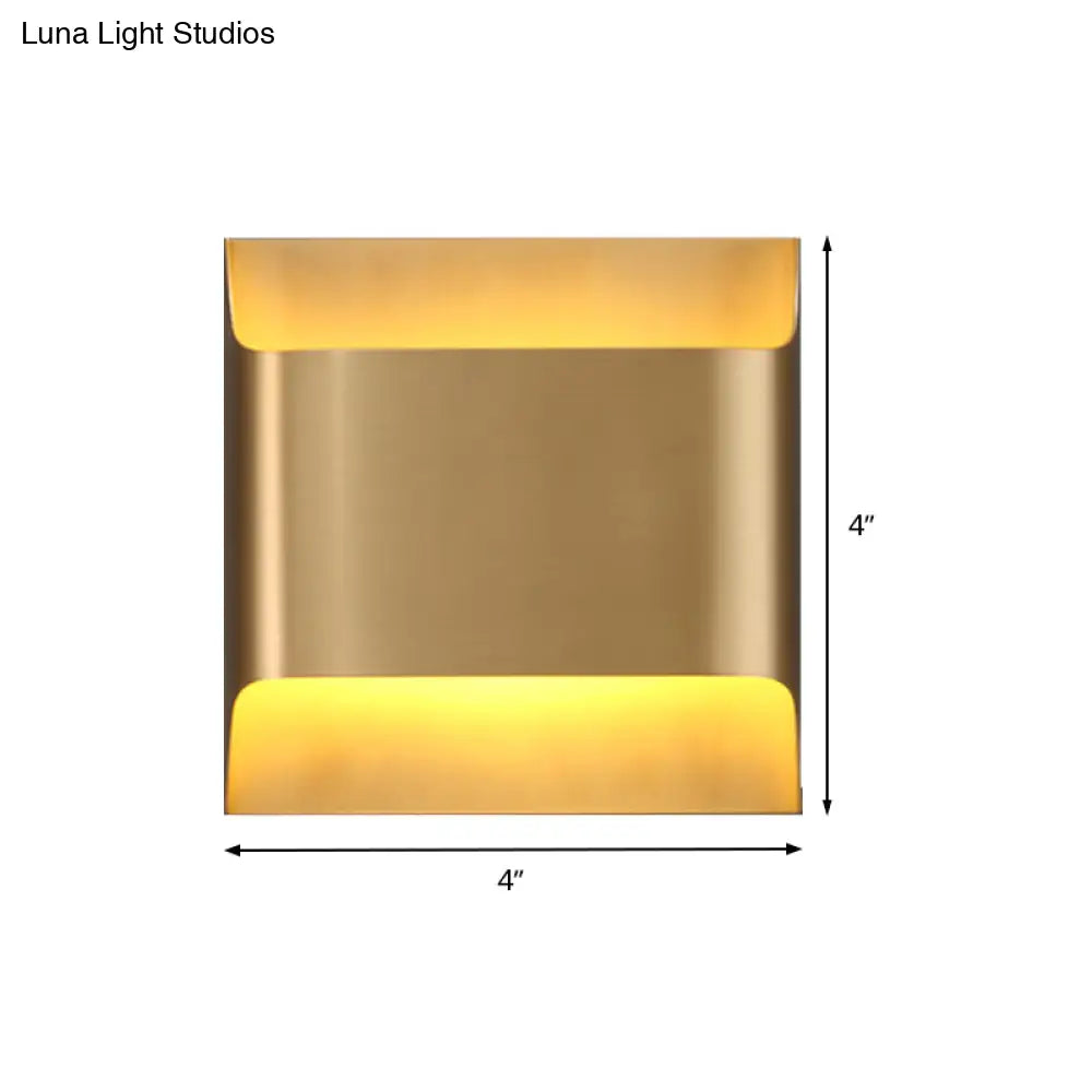 Modern Gold Metal Sconce With 1 Led Light - Perfect Wall Lighting For Living Room