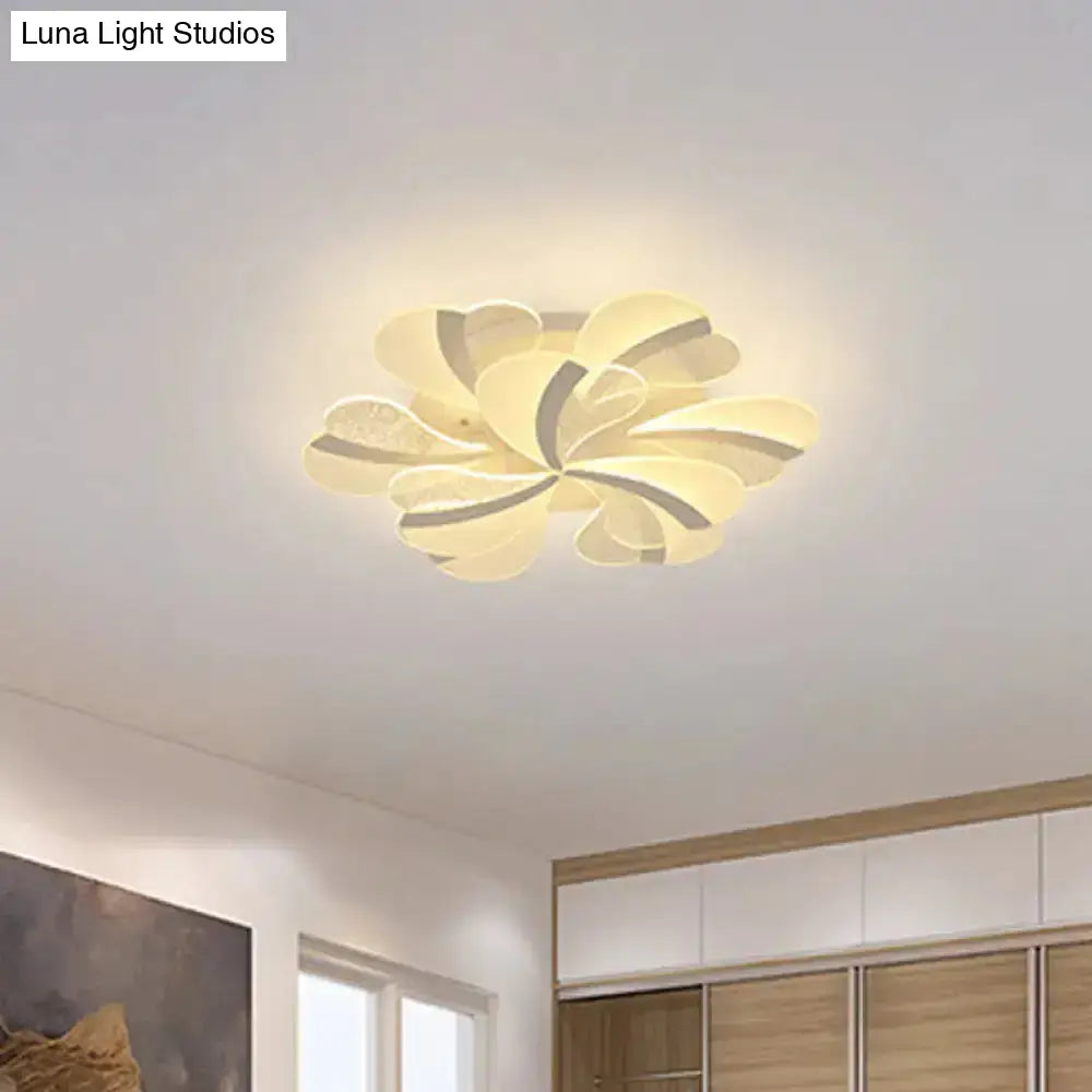 Modern Heart-Shaped Led Ceiling Lamp - Acrylic Flush Mount Light For Living Room With 5/9/15