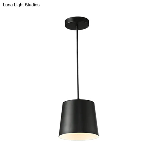 Modernist Led Black Hanging Ceiling Lamp With Acrylic Diffuser For Restaurants