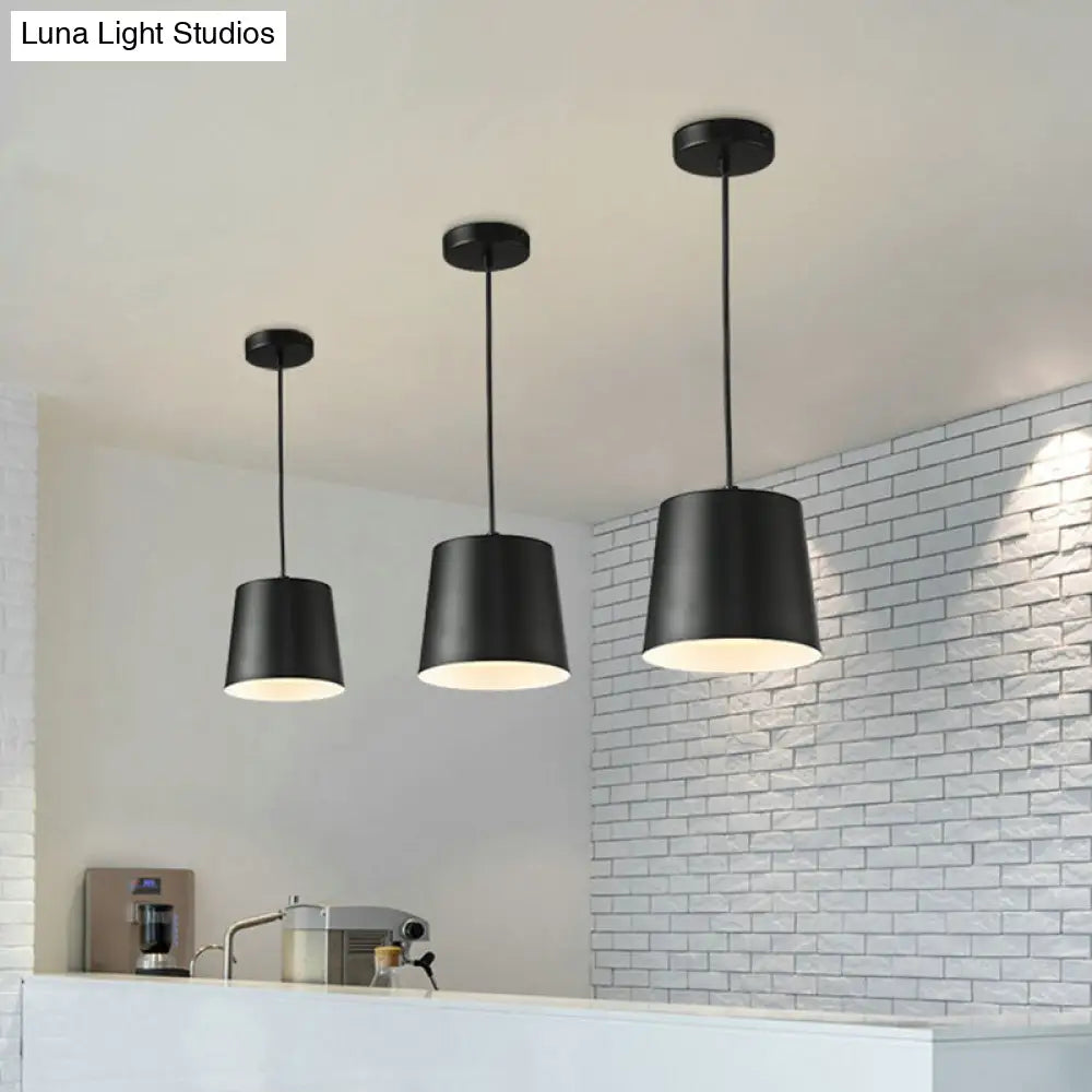 Modernist Led Black Hanging Ceiling Lamp With Acrylic Diffuser For Restaurants