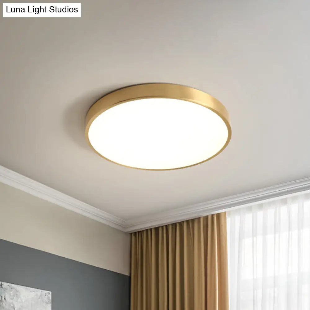 Modern Led Brass Ceiling Light Fixture For Bedroom - Square/Round Metallic Flush Mount / Round