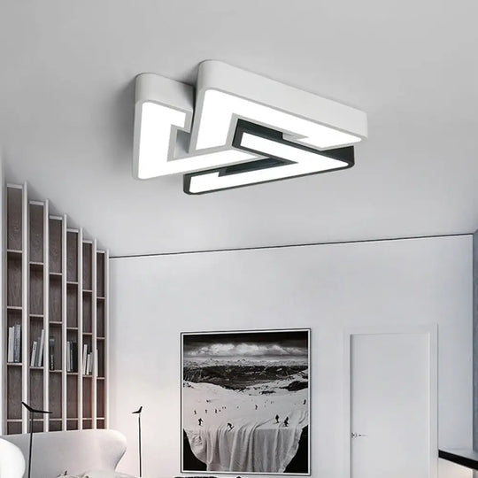 Modern Led Ceiling Lamp: Acrylic Triangle Design In Black & White / 19.5’