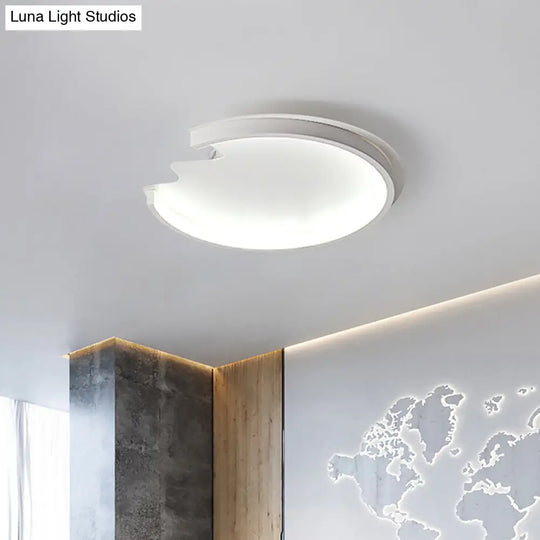 Modern Led Ceiling Mount Light For Child’s Bedroom In White