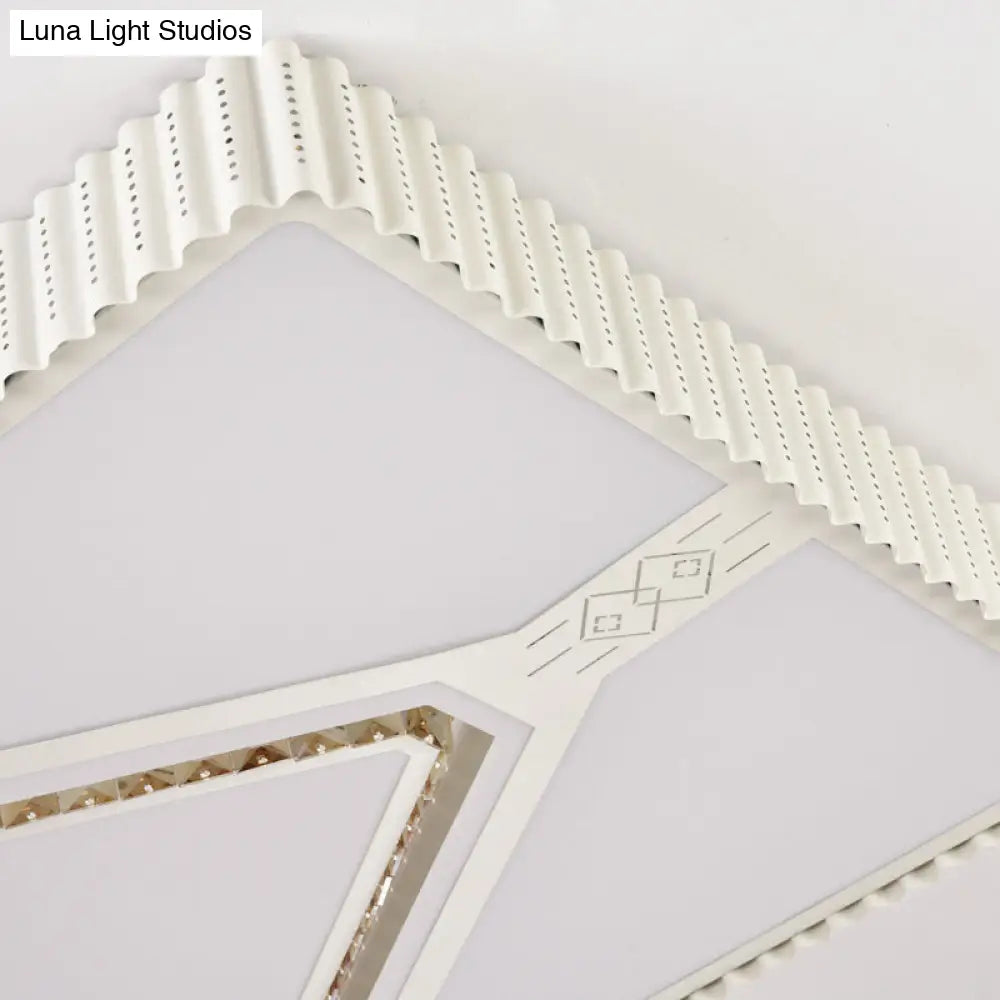 Modern Led Crystal Ceiling Flush Mount Lamp With Multi-Pattern Design