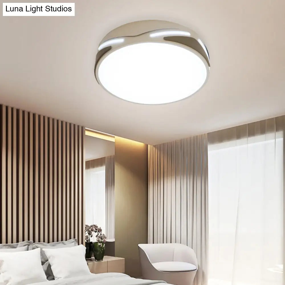 Modern Led Flush Light Fixture - 18.5/21.5 Wide White Ceiling Mount Round Metal Shade
