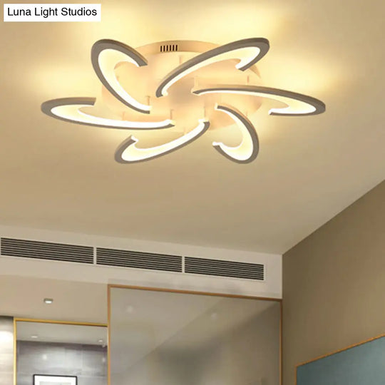 Modern Led Flush Mount Ceiling Light In White With Floral Acrylic Design For Living Room 6 /