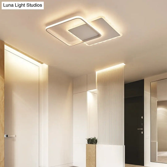 Modern Led Flush Mount Ceiling Light With Overlapping Acrylic Panels In White Bronze / Remote