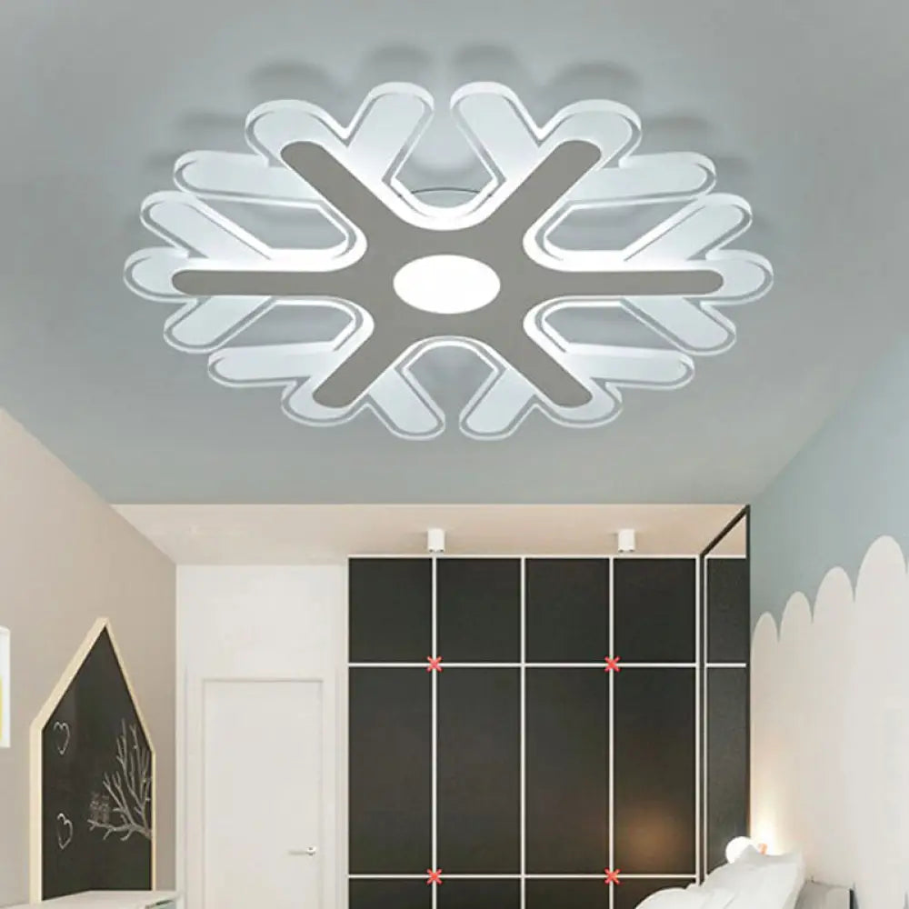 Modern Led Snowflake Ceiling Light For Kids’ Bedrooms White / 16.5’