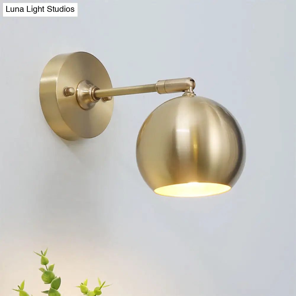 Modern Led Wall Lamp With Brass Dome And Metal Mount - Perfect For Living Rooms