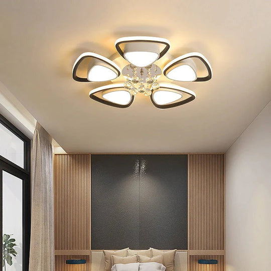 Modern Light Luxury High Grade Atmospheric Crystal Ceiling Lamp