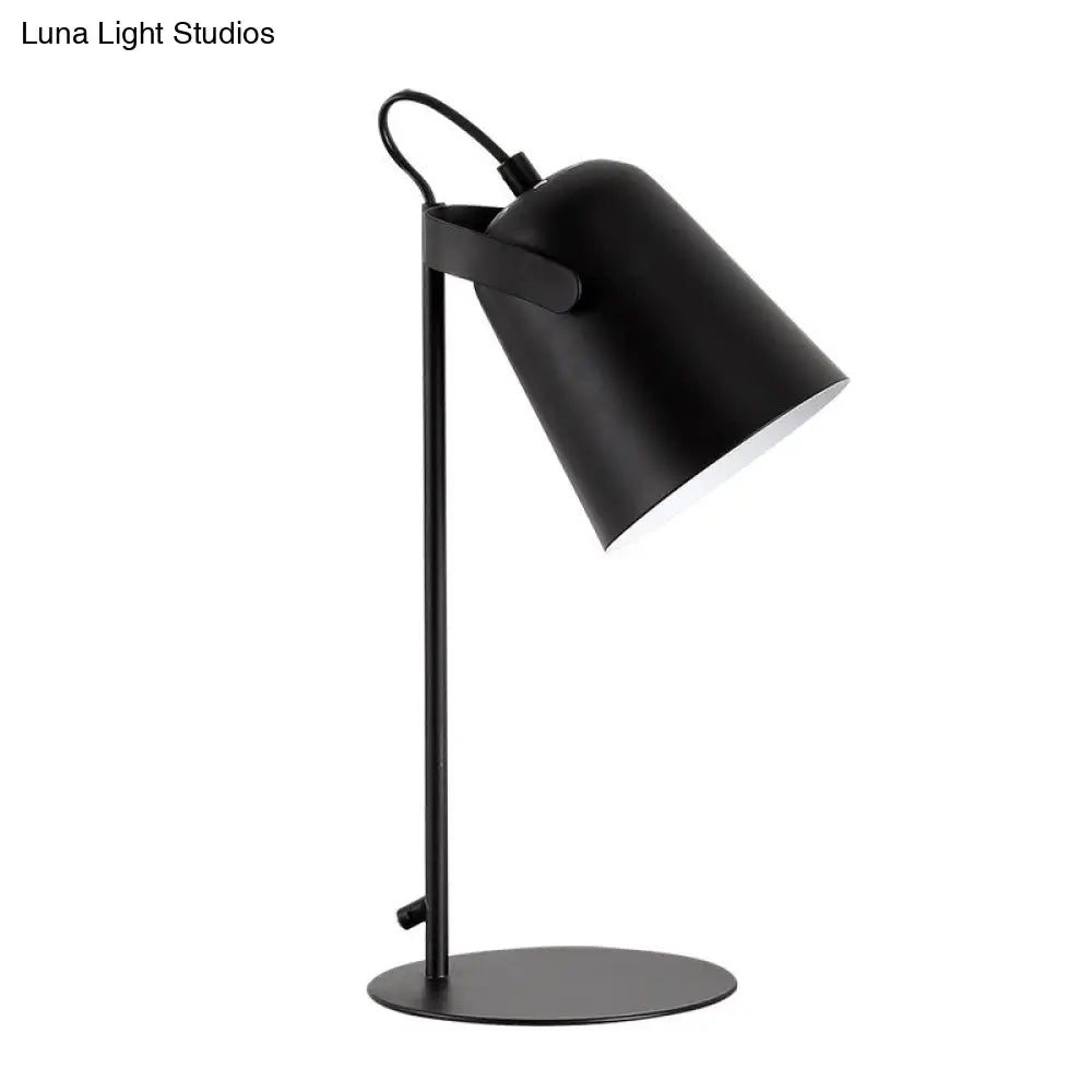 Modern Macaron Style 1-Light Tapered Desk Lamp Rotatable Metallic Reading Light Black/White For