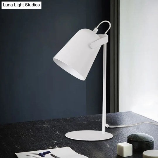 Modern Macaron Style 1-Light Tapered Desk Lamp Rotatable Metallic Reading Light Black/White For