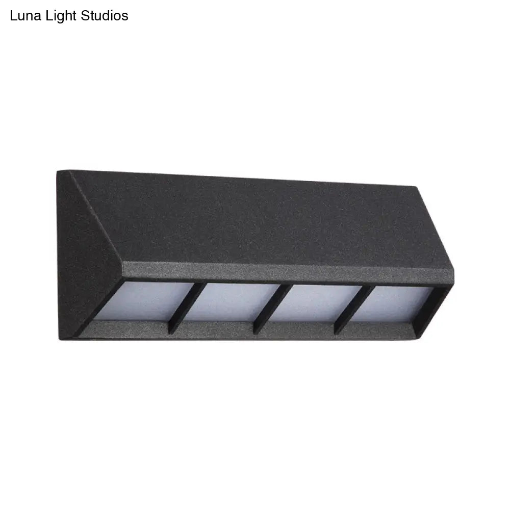 Modern Matte Black Led Outdoor Wall Sconce With Triangular Prism Design