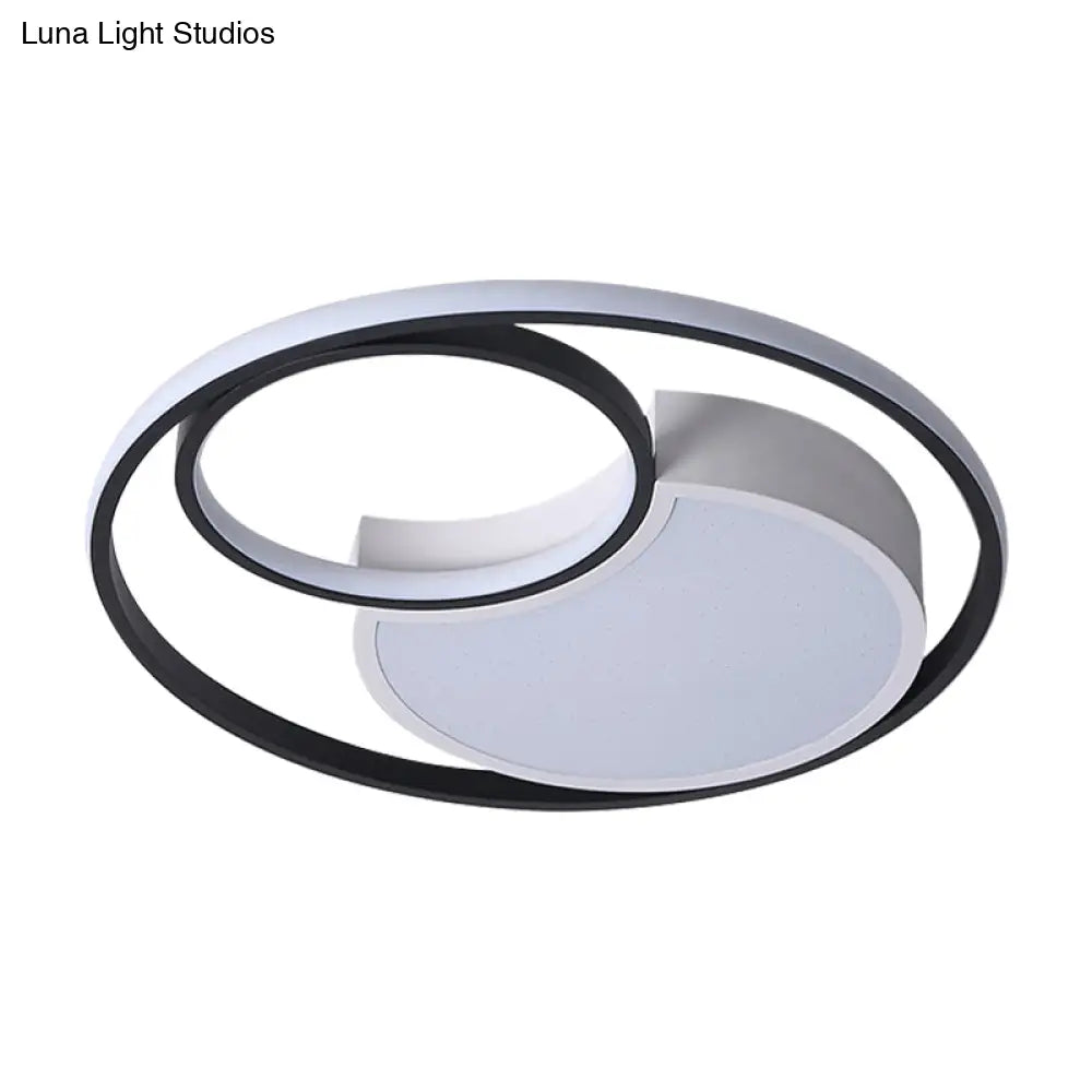 Modern Metal Circle Ceiling Light - 18’/21.5’ Wide Led Flush Lighting In Black And White –