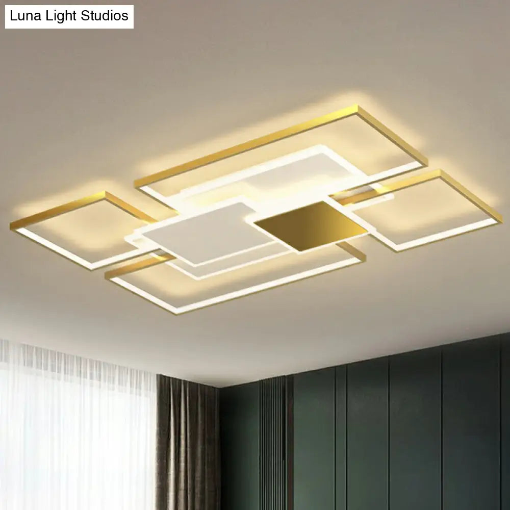 Modern Metal Frame Flush-Mount Led Ceiling Lamp For Living Room - Minimalistic Design Gold / 43