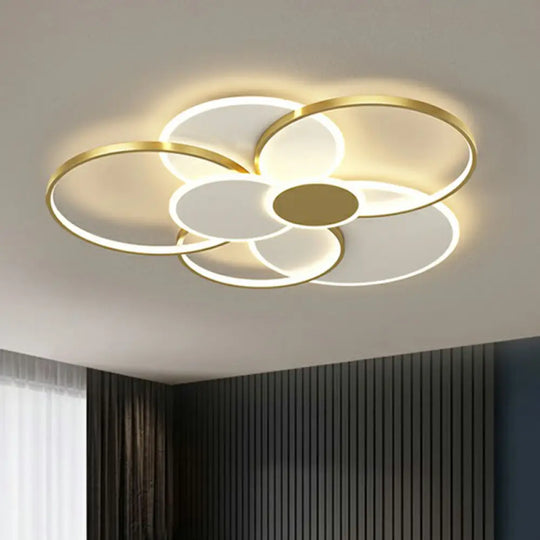 Modern Metal Frame Flush - Mount Led Ceiling Lamp For Living Room - Minimalistic Design Gold /