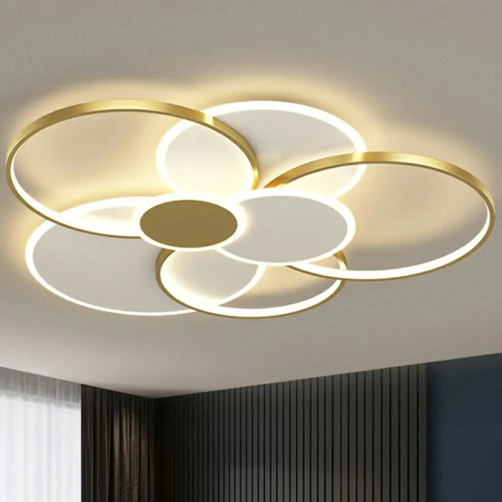 Modern Metal Frame Flush - Mount Led Ceiling Lamp For Living Room - Minimalistic Design Gold /