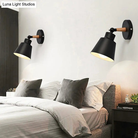 Modern Metal Rotatable Wall Sconce: One-Light Bucket Light For Dining Room