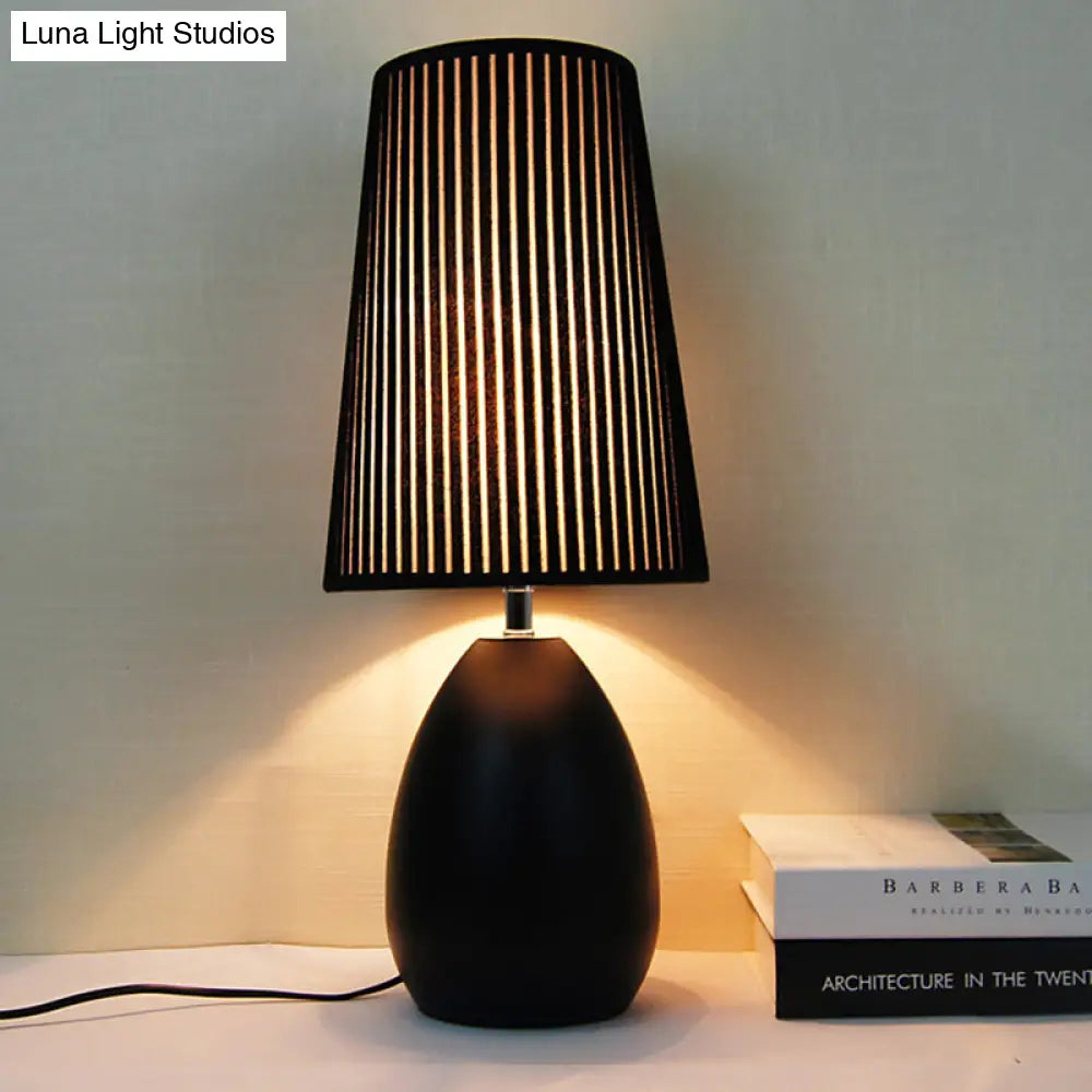 Modern Metal Teardrop Desk Lamp With Black Fabric Shade