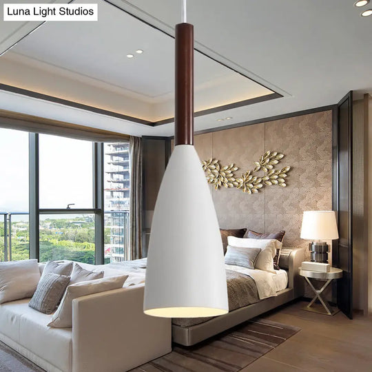 Modern Metallic Cone Pendant Lamp With Curved Design For Restaurants