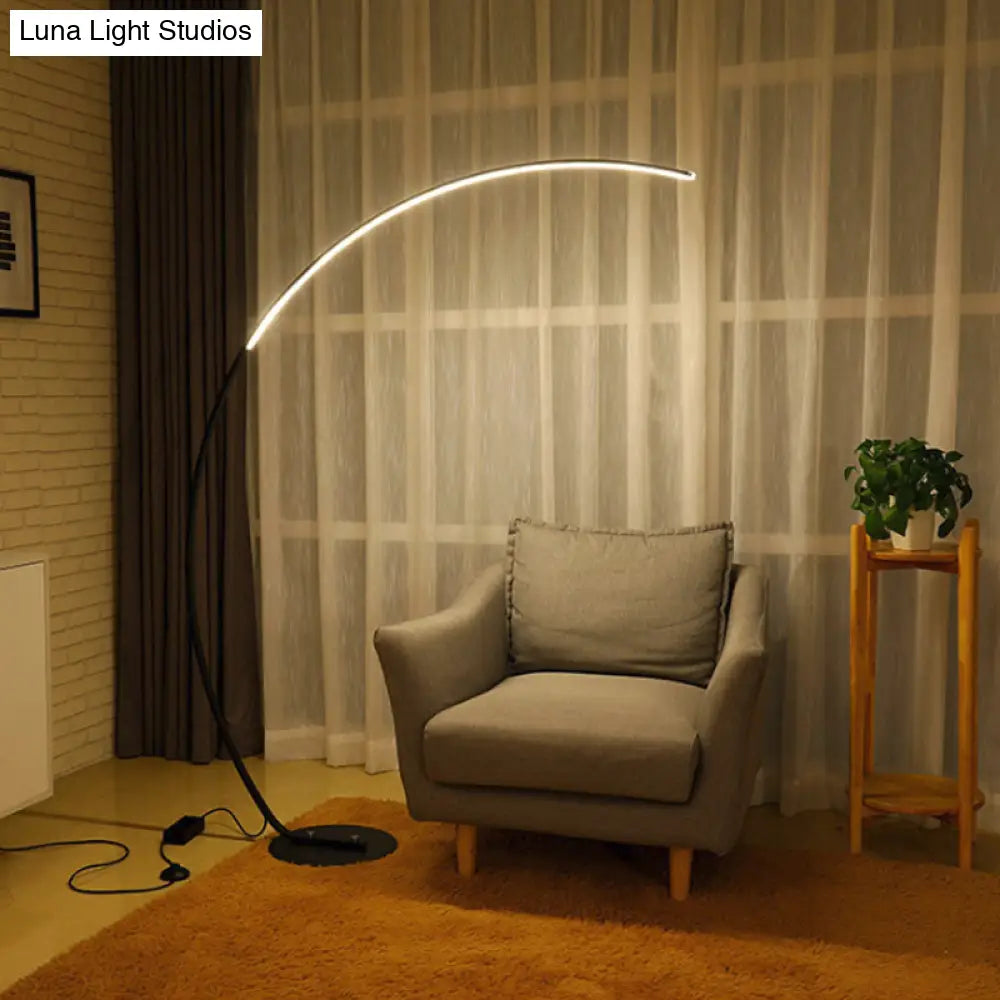 Modern Metallic Led Floor Lamp For Living Room - Sleek Bow Design In Black/Beige