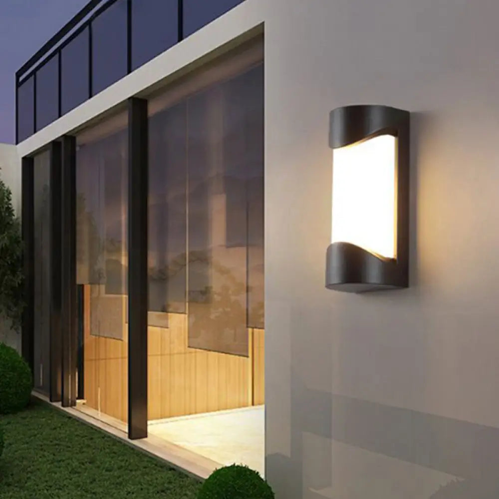 Modern Metallic Led Outdoor Wall Sconce In Black / Circular Arc