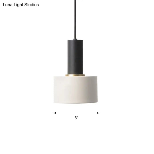 Modern Mini Pendant Light – Sleek Metallic Ceiling Hanging Single