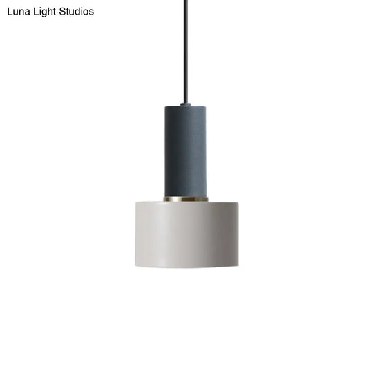 Modern Mini Pendant Light – Sleek Metallic Ceiling Hanging Single