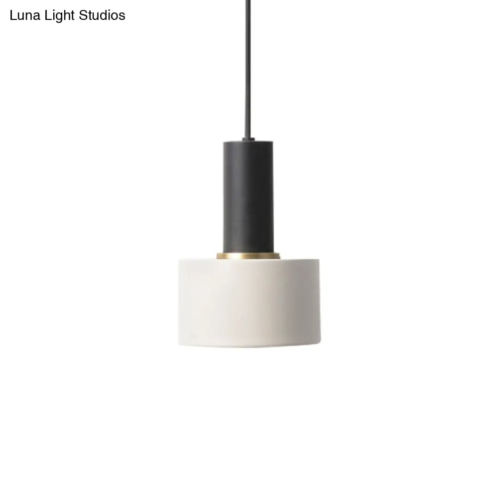 Modern Mini Pendant Light – Sleek Metallic Ceiling Hanging Single