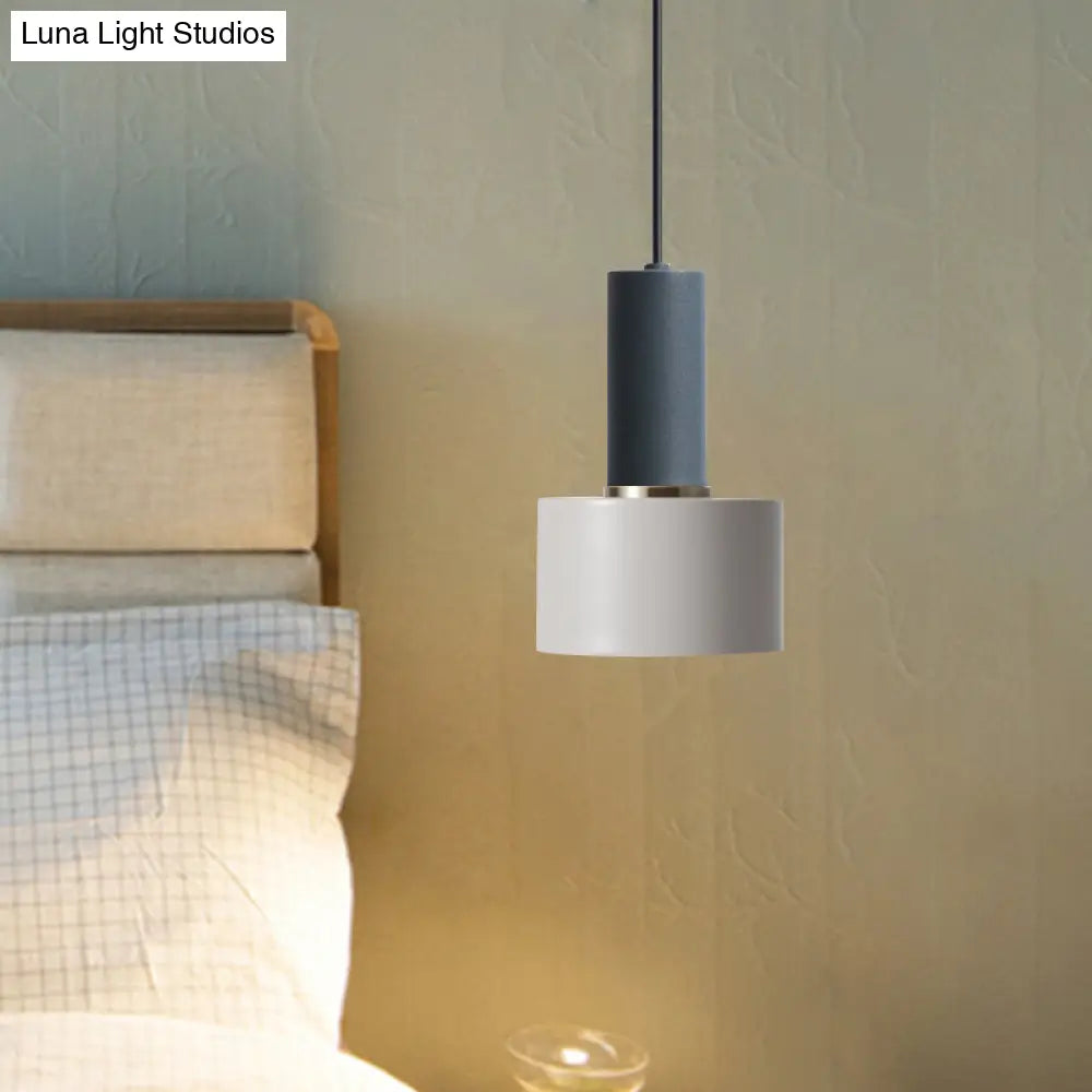 Modern Mini Pendant Light – Sleek Metallic Ceiling Hanging Single