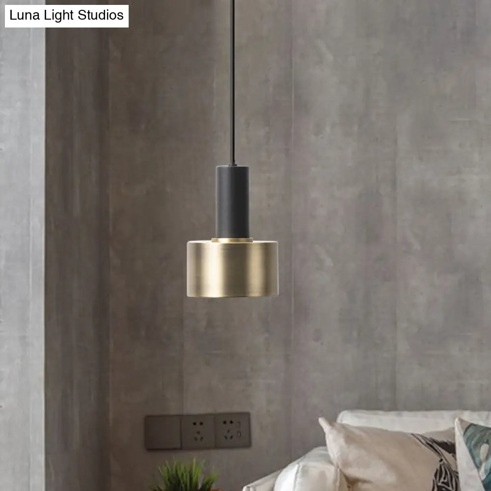 Modern Mini Pendant Light – Sleek Metallic Ceiling Hanging Single