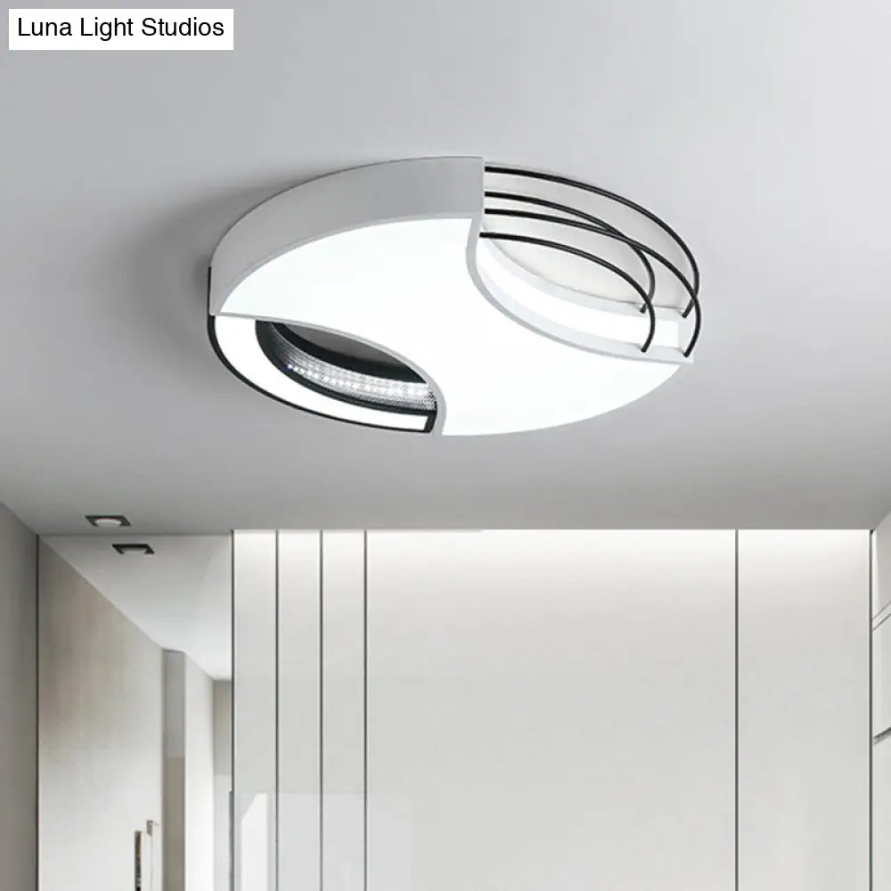 Modern Nordic Metal Black & White Led Flushmount Ceiling Lamp (18’/21.5’) - Warm/White Light