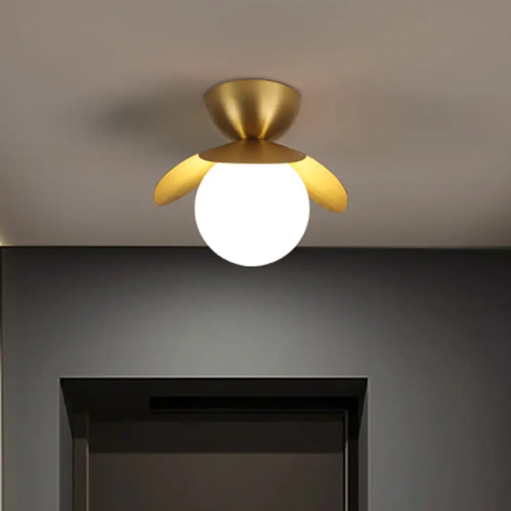 Modern Petal Ceiling Mounted Brass Led Flushmount Light Fixture