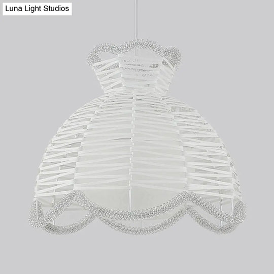 Modern Rattan Scalloped Pendant Lamp - White