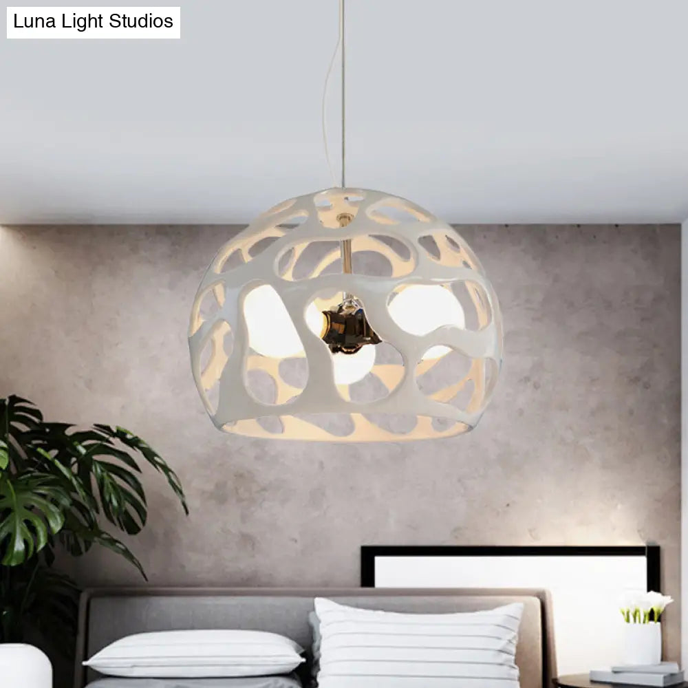 Modern Resin Hanging Pendant Chandelier With 3 Lights - White/Red Perfect For Kitchen Dinette