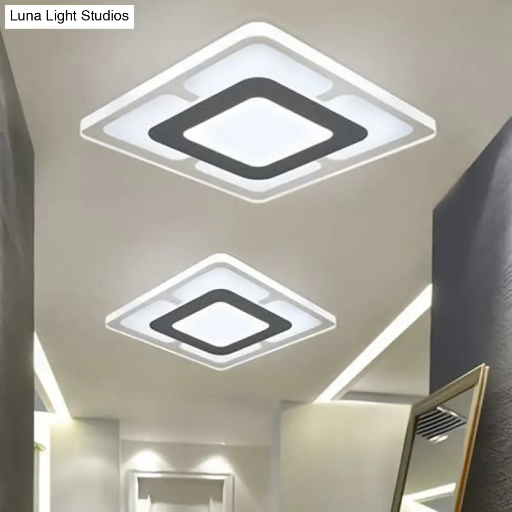 Modern Style Acrylic Led Flush Ceiling Light - Clear!

This Revised Title Maintains The Important