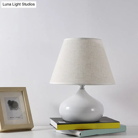 Modern Tapered Drum Table Lamp - Fabric Shade Single Nightstand Lighting