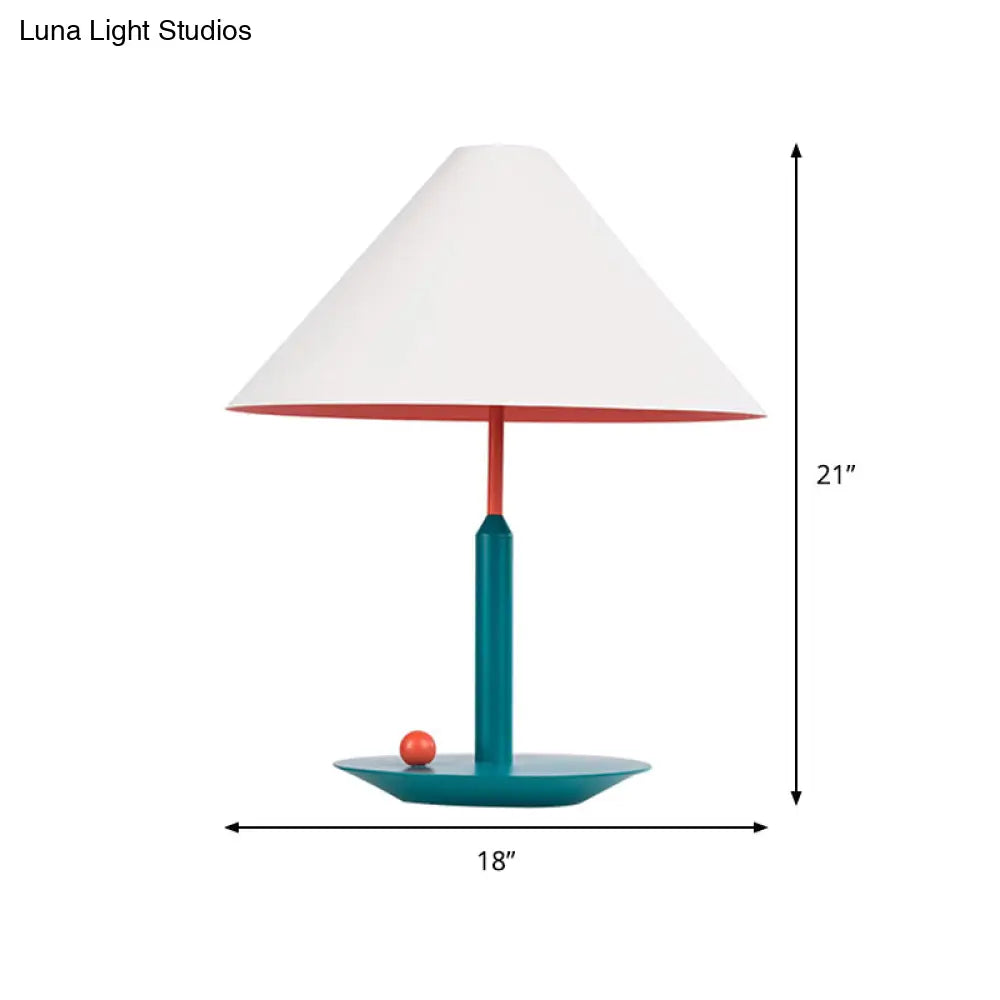 Modern Tapered Task Light - White 1-Head Desk Lamp With Green Metal Base