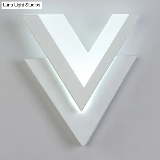 Modern V-Shaped Led Wall Sconce In White