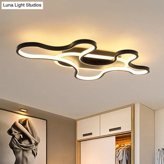 Modern Wavy Frame Ceiling Lamp In Black/White Aluminum With Led Flush Mount Lighting Available