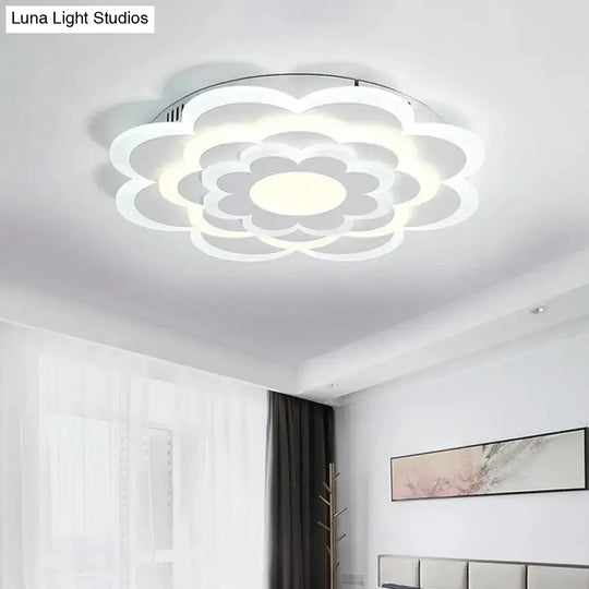 Modern White Bedroom Ceiling Light With Flower Acrylic Shade Led Flush Mount Lamp - Warm/White