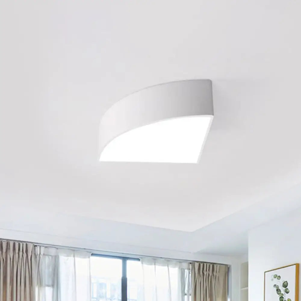 Modern White/Black Sector Flush Led Ceiling Light - Metal Mount 10’/12’/14’ Wide White / 8’