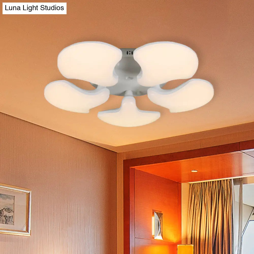 Modern White Led Ceiling Mounted Fixture With 3/5 Heads Shell Acrylic Shade - 23.5’/27.5’ Wide