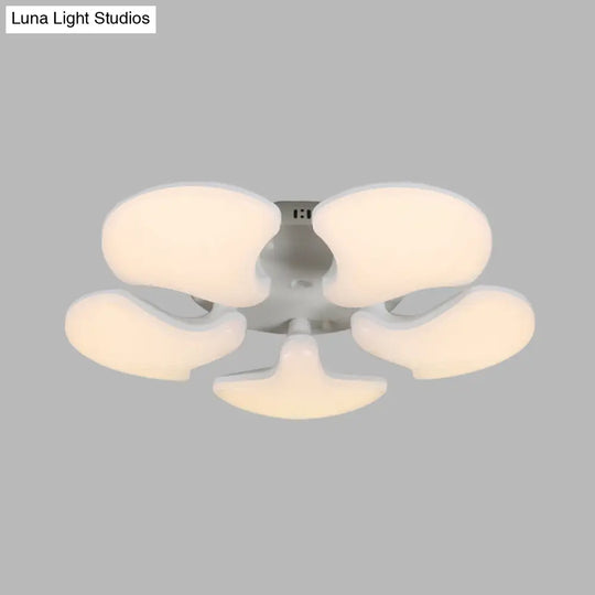 Modern White Led Ceiling Mounted Fixture With 3/5 Heads Shell Acrylic Shade - 23.5/27.5 Wide