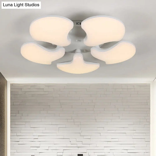 Modern White Led Ceiling Mounted Fixture With 3/5 Heads Shell Acrylic Shade - 23.5/27.5 Wide / 27.5