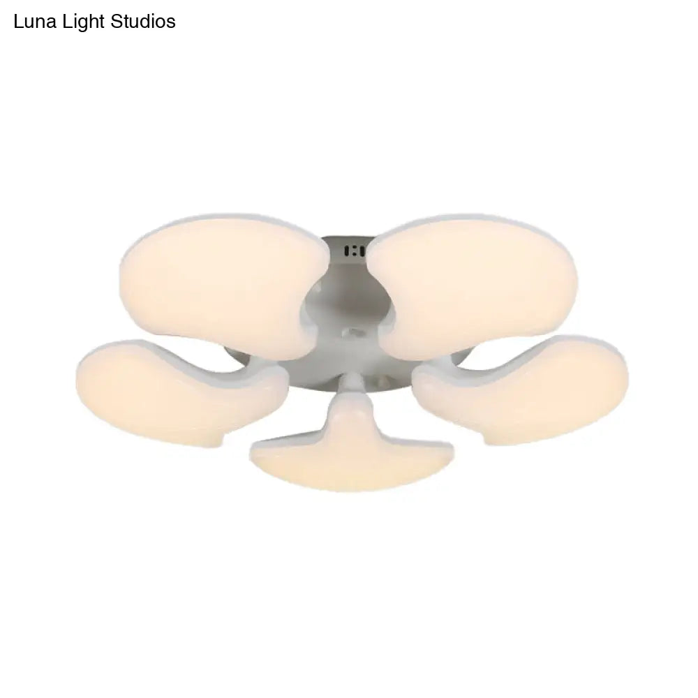 Modern White Led Ceiling Mounted Fixture With 3/5 Heads Shell Acrylic Shade - 23.5/27.5 Wide